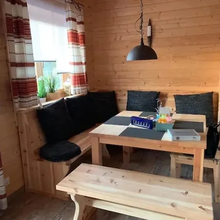 Nyaraló Ferienblockhaus 5 Hoelle *